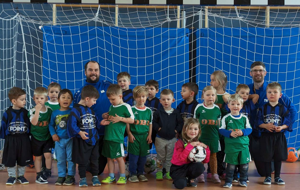 Mehr über den Artikel erfahren Die Kleinsten groß am Ball – Bambini-Fußballtraining des TSV Pressath